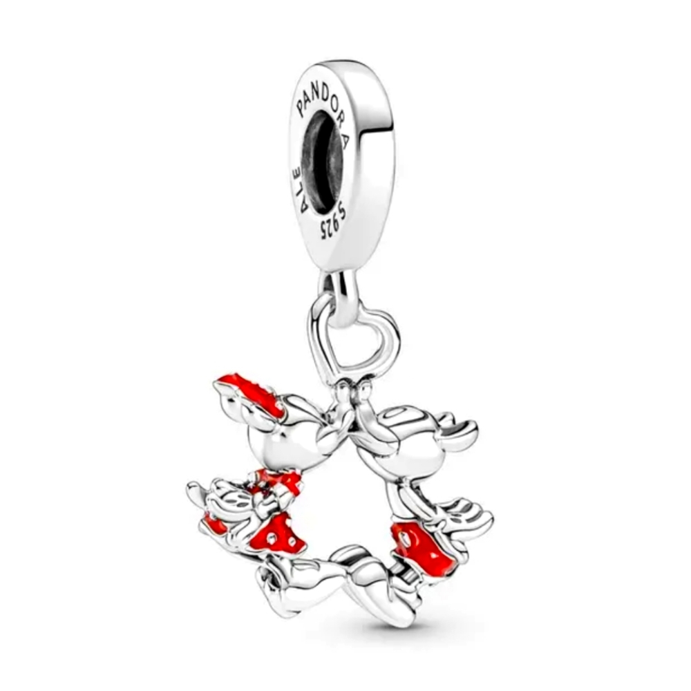 COPY - Mickey and Minnie kiss charm